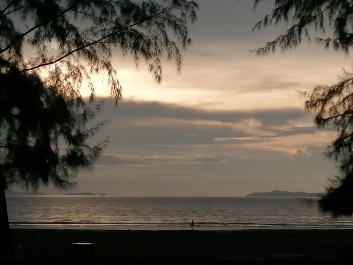 Andaman Peace Resort Ranong Exterior foto